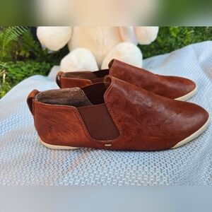 Frye Brown Classic Leather Flats